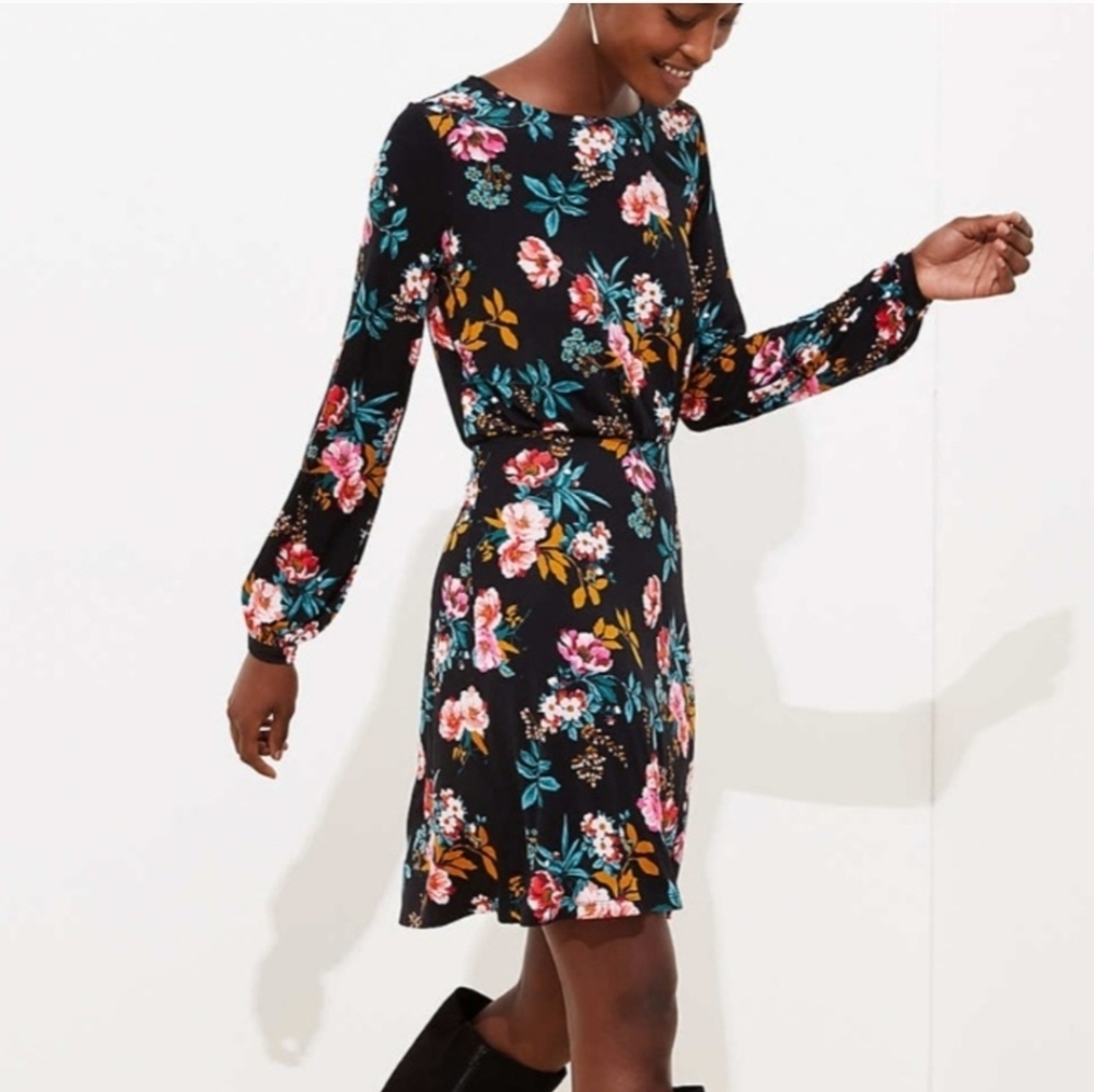 LOFT Black Floral Long Sleeve Dress Size 0 NWT Button Cuff Zip Back Work Casual